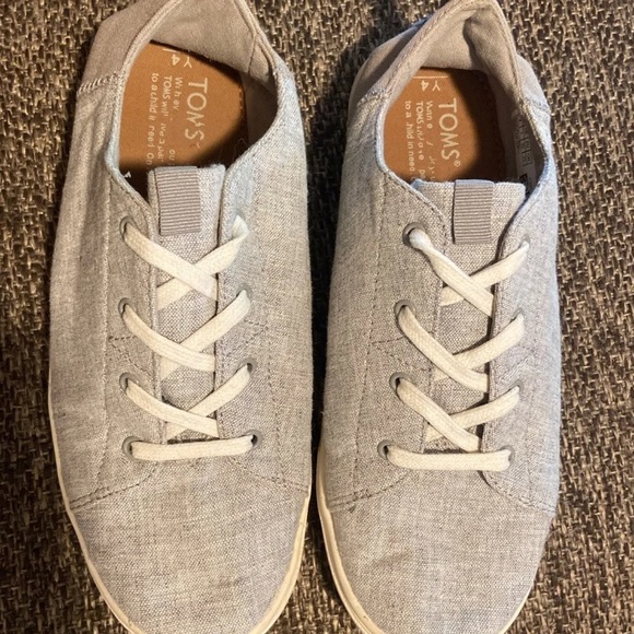 Gray toms - Picture 2 of 7